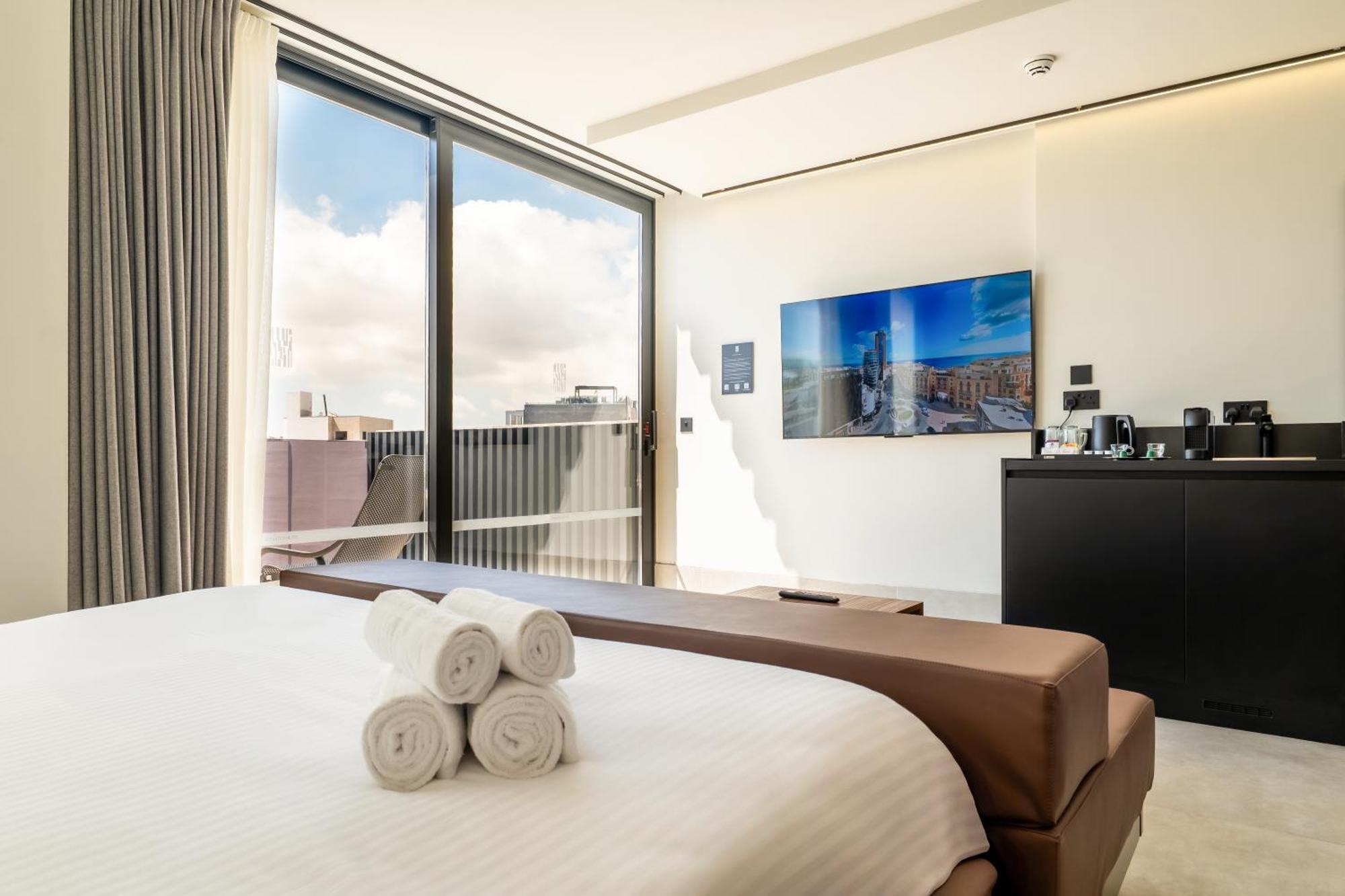 Onyx Hotel Сент Джулианс Экстерьер фото