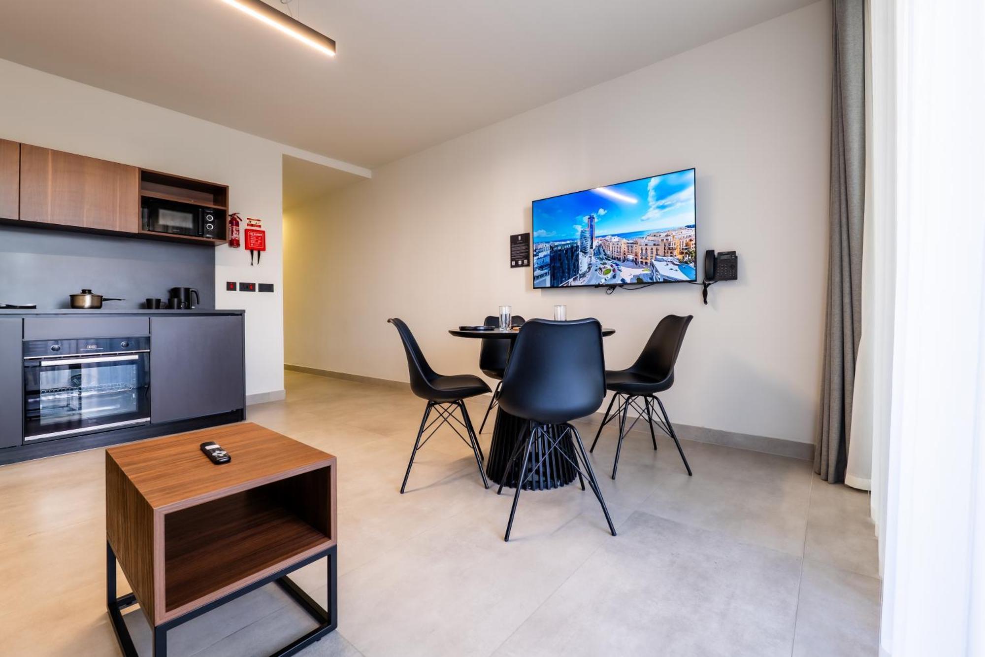 Onyx Hotel Сент Джулианс Экстерьер фото
